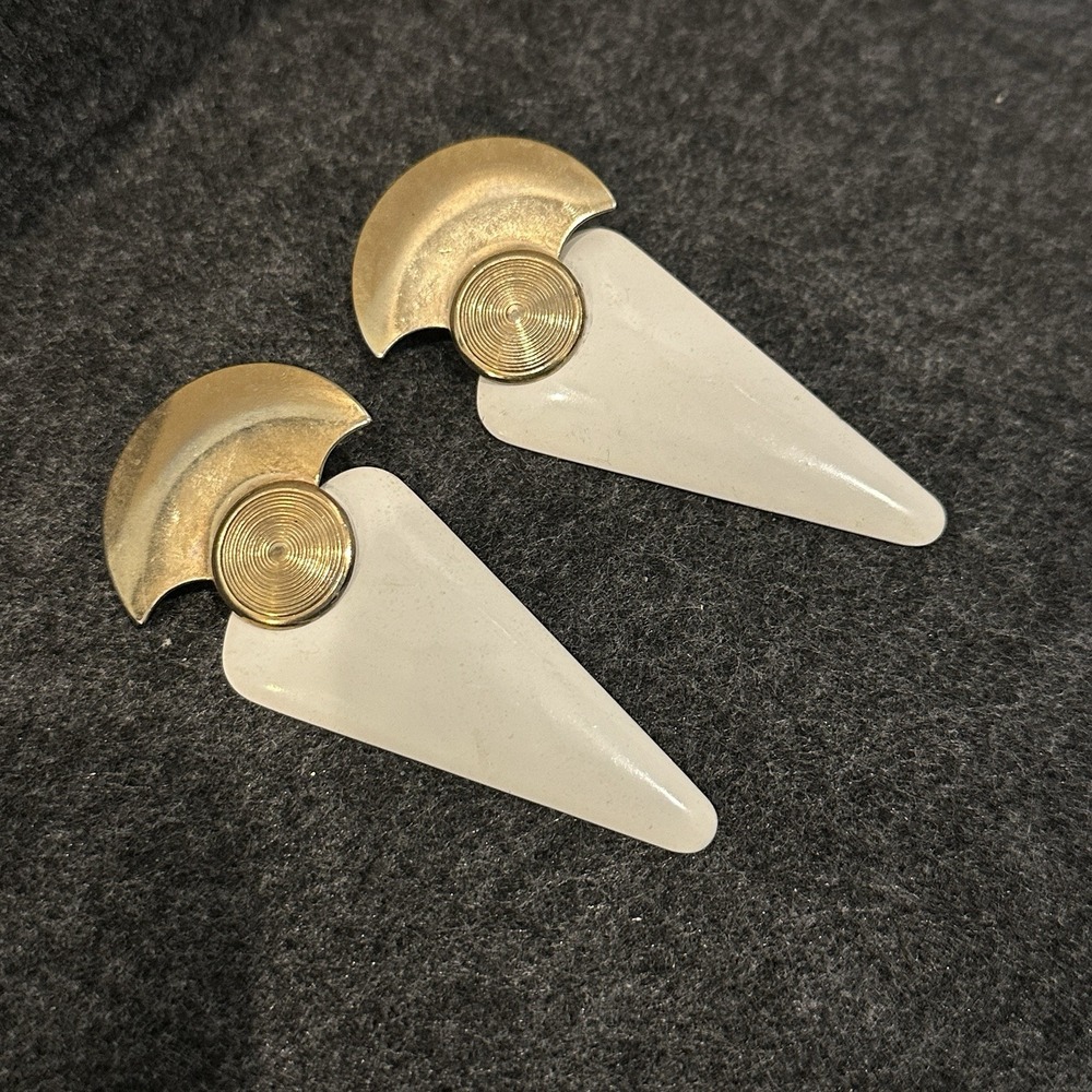 Vintage Gold Tone Women's Long Cream/white Enamel Dangle/Drop Earrings 80s Glam